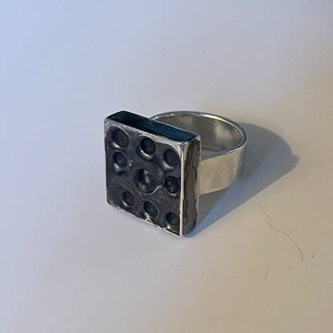 Square indented silver ring